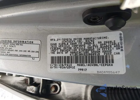 2002 Toyota Camry Xle z USA, uszkodzony, nr VIN 4T1BE30K62U060918